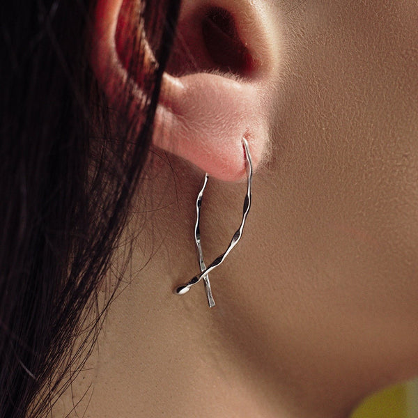 925 Sterling Silver Fish Earring